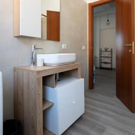 Mr Brown Home And Suites